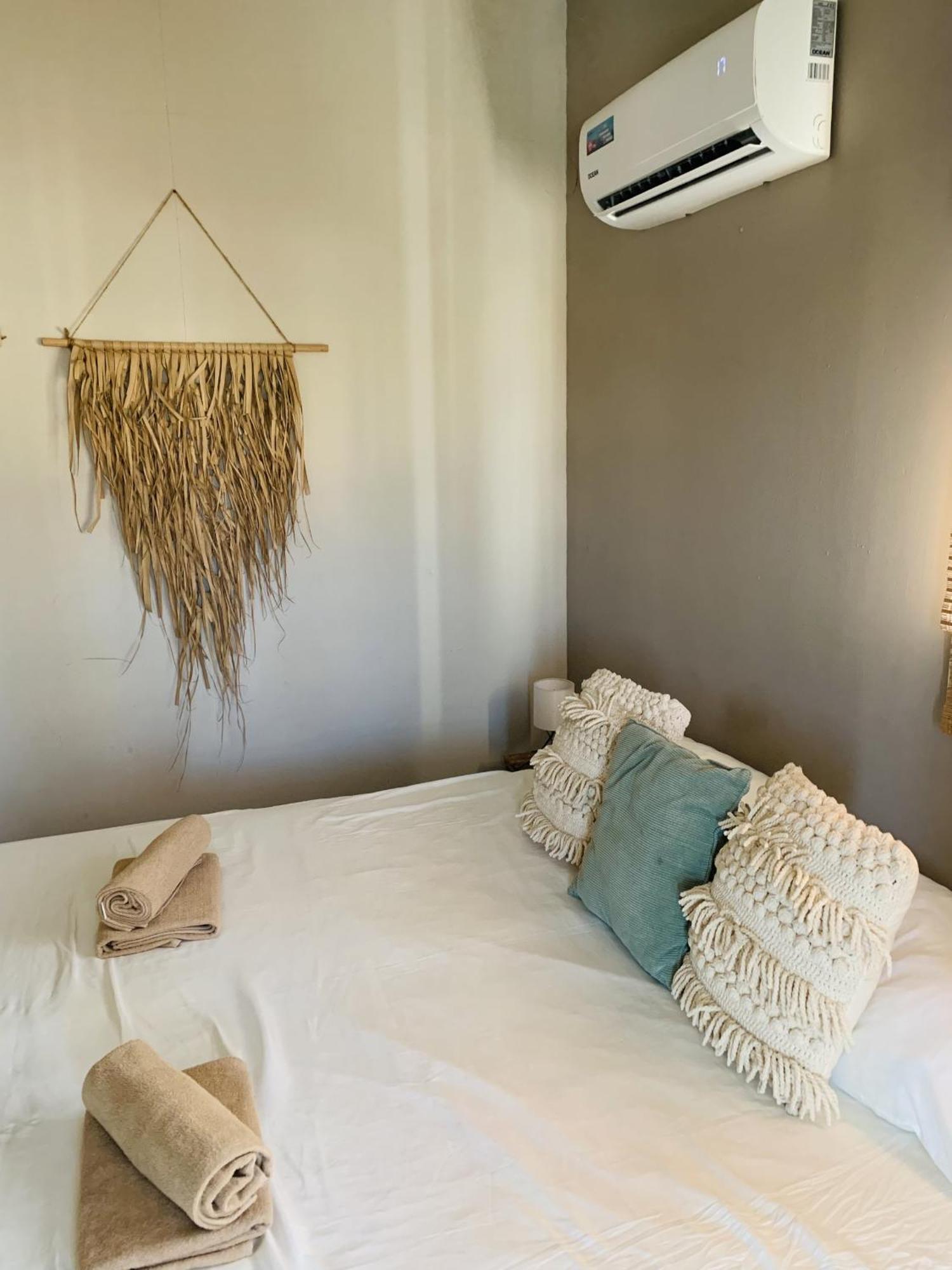 Casa Di Caribe - Private Pool In The Month Of June ! 빌렘스타트 외부 사진